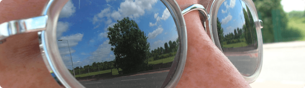 sunglasses-reflection.png